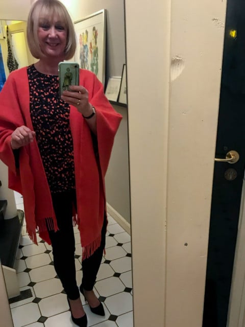 Styling failure of a coral wrap - No Fear of Fashion