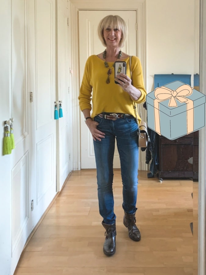 Outfit Monday yellow jumper and jeans