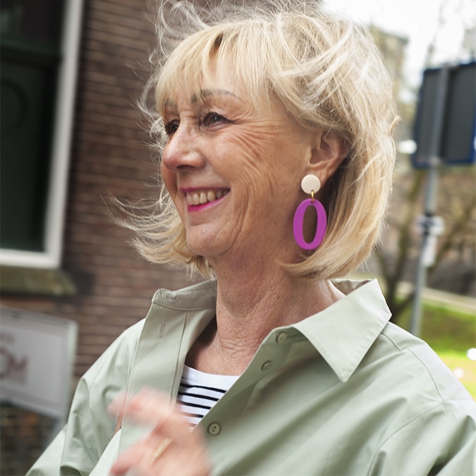 fuchsia pink earrings by laradesign.nl