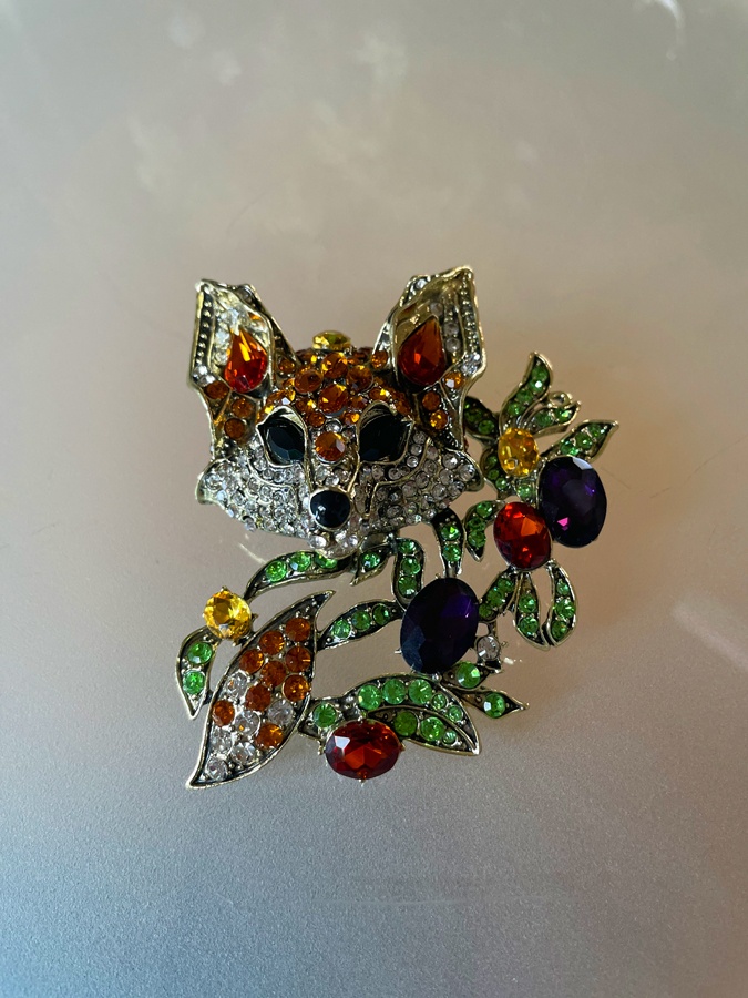 glitter fox brooch