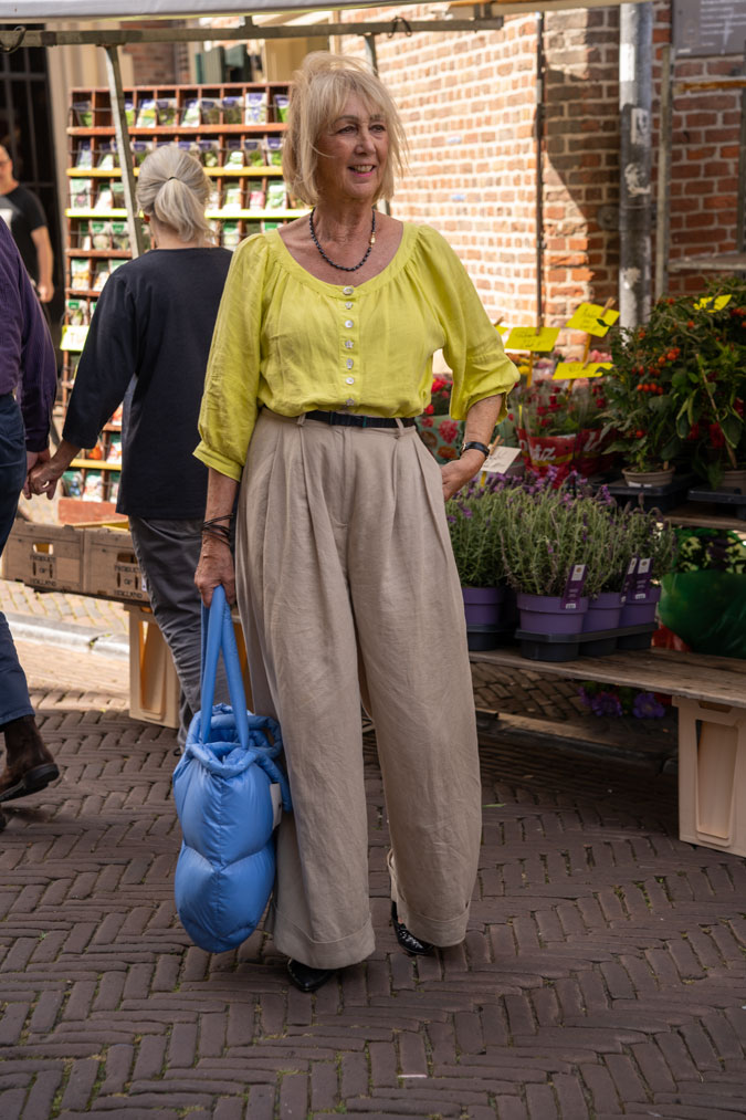 Wide linen trousers with a lime yellow top